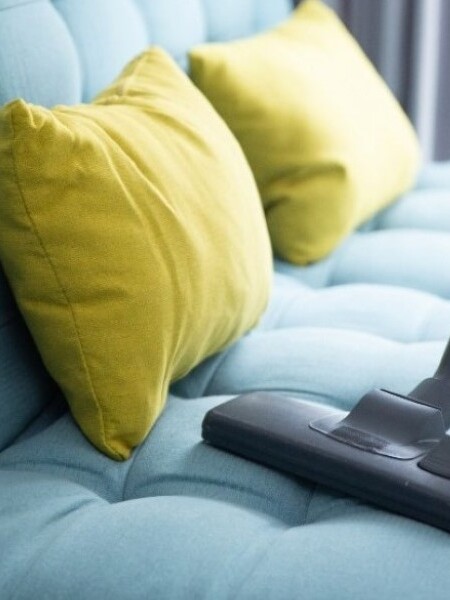 Fleckenportal Flecken in Polstern beseitigen