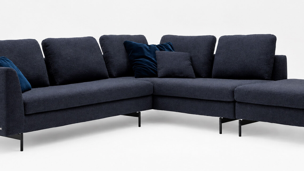 Dunkles Rolf Benz Ecksofa mit gro&szlig;z&uuml;giger Sitzfl&auml;che